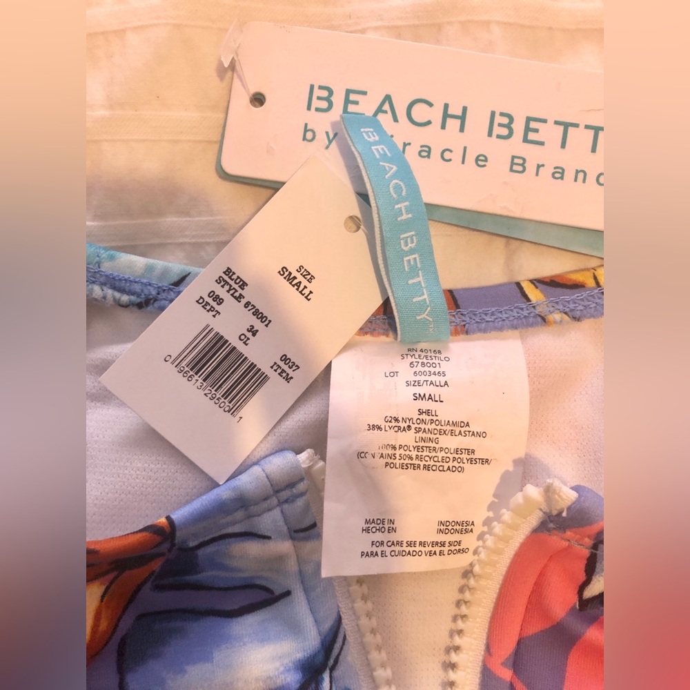NWT Beach Betty Blue Tropical Floral One Piece Front Zip Slimming Swimsuit SMALL - Picture 3 of 7
